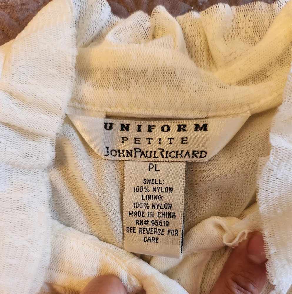 John Paul Richard EUC Stretch Lace Cream Button-up Top Petite Large - Picture 6 of 6
